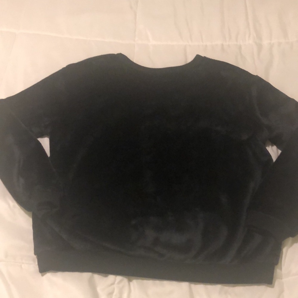 Friends black soft velour feel black sweater - Picture 6 of 7